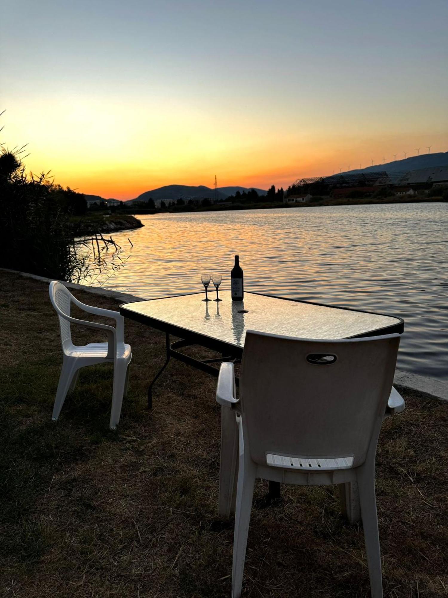 Riverside Apartments Chiara Ulcinj Exteriér fotografie